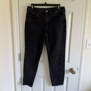 Hollister Black Ultra High-Rise Mom Jeans Vintage Stretch Frayed Hem
